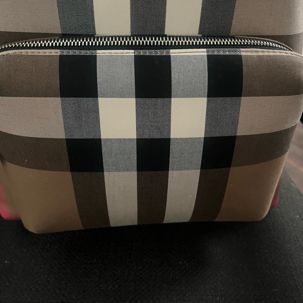 Burberry  Check Pattern backpack - Picture 2 of 15